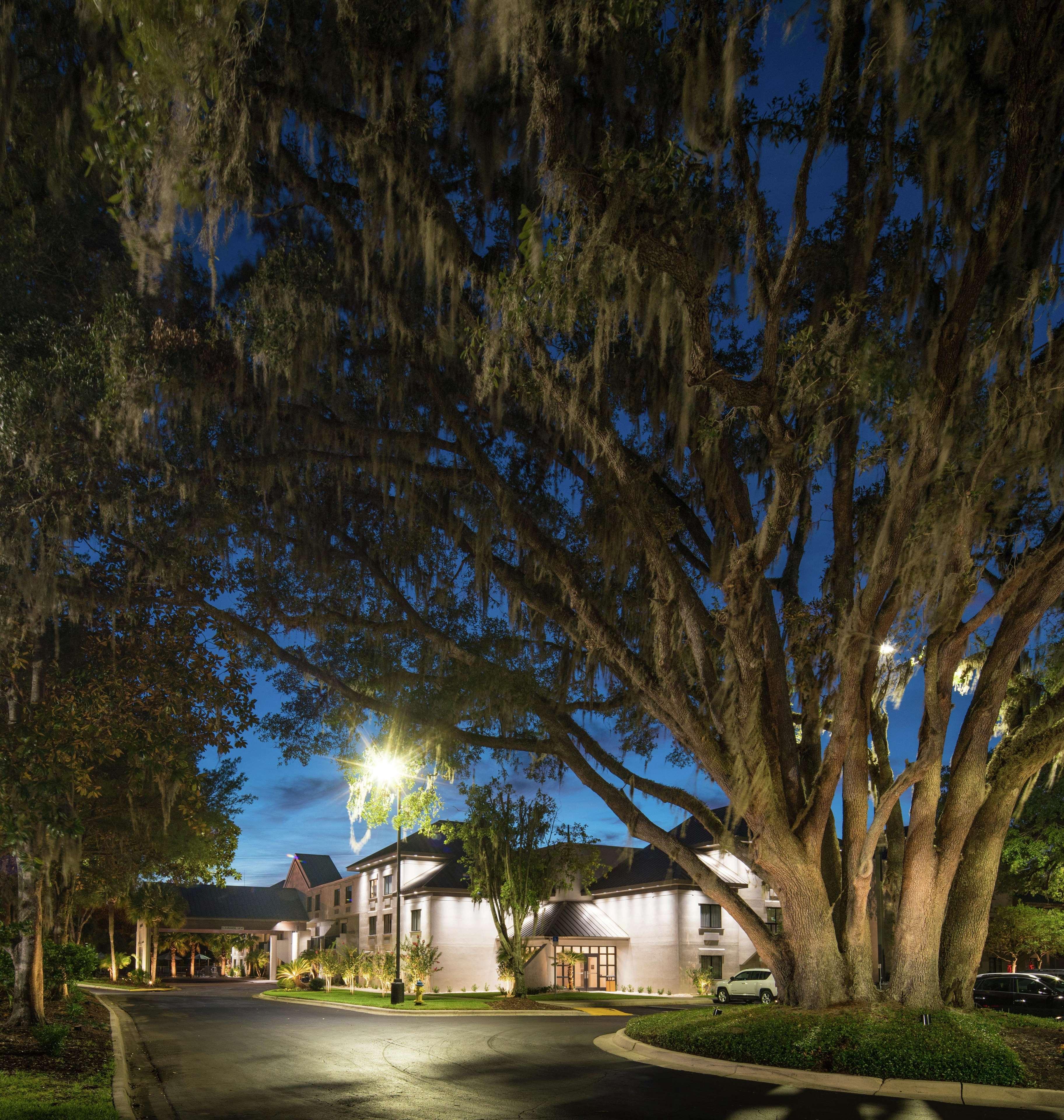 Doubletree By Hilton Gainesville Eksteriør billede